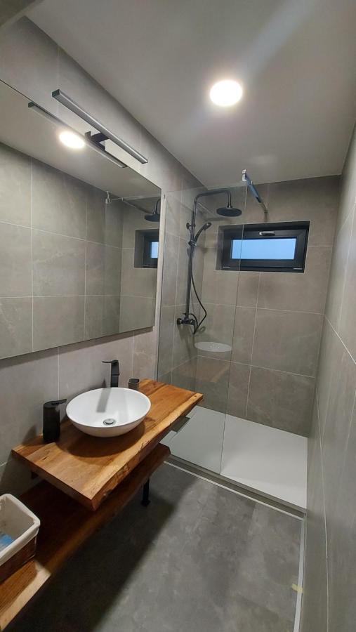 Apartman Cassovia Holcikovce Esterno foto